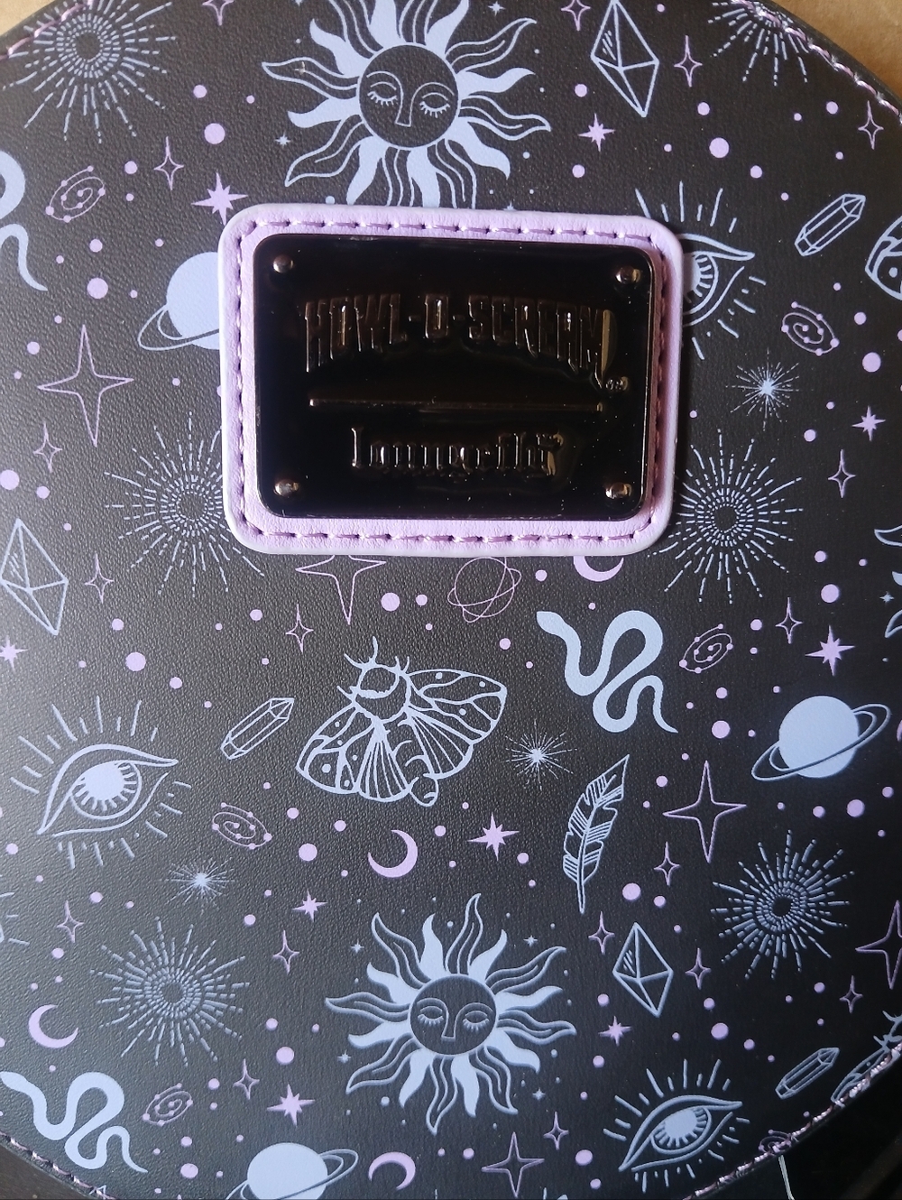NWT LOUNGEFLY HOWL O SCREAM BUSCH GARDENS EXCLUSIVE CRYSTAL BALL WRISTLET - Picture 2 of 3